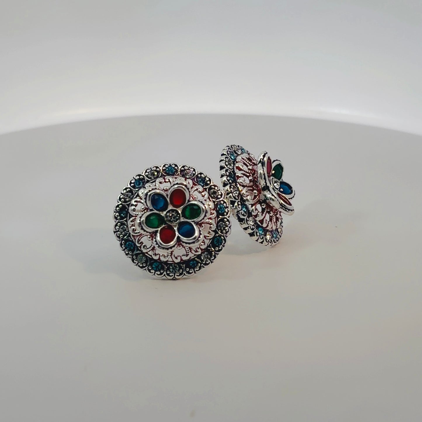 Silver Toe Ring with Multicoloured Stone