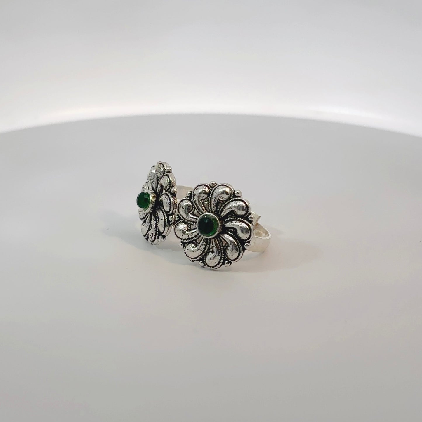 Silver Toe Ring with Green Stone