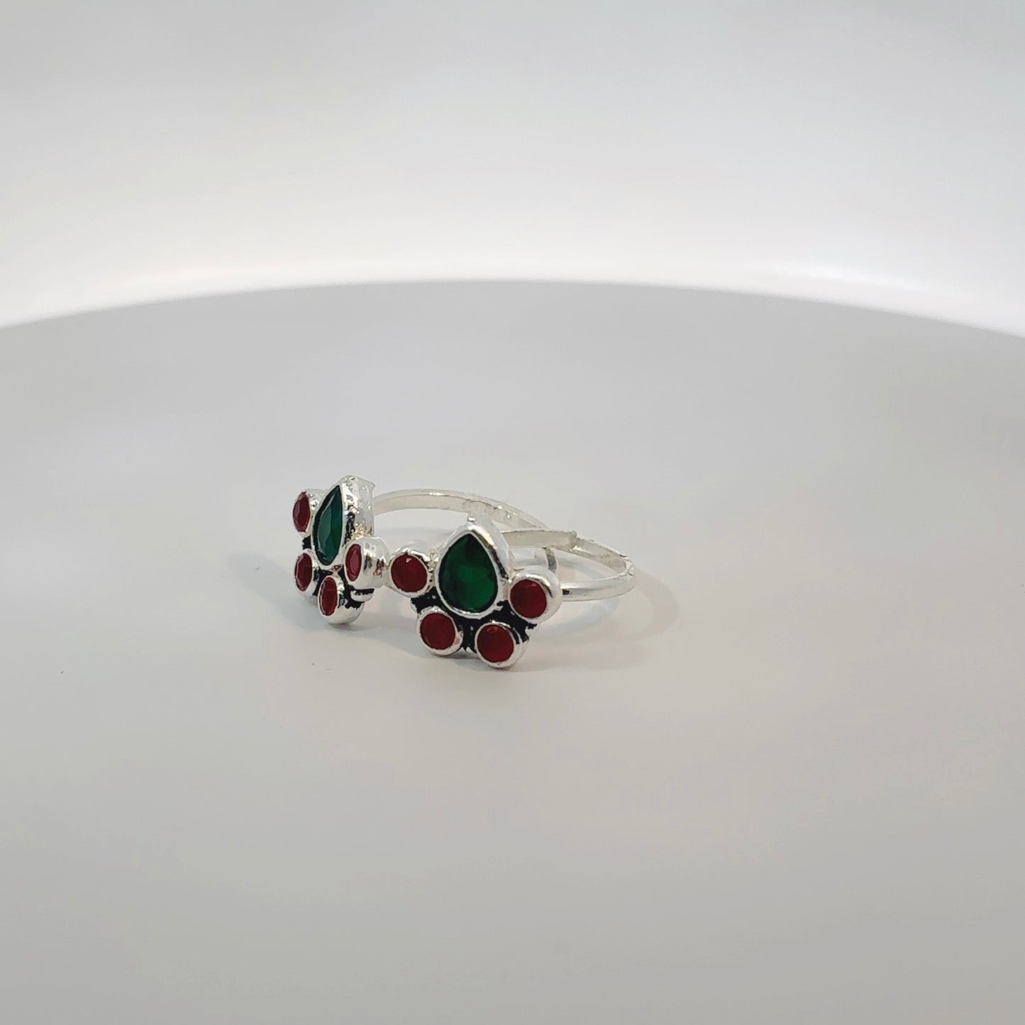 Silver Oxidised Toe Ring with Multicoloured Stone