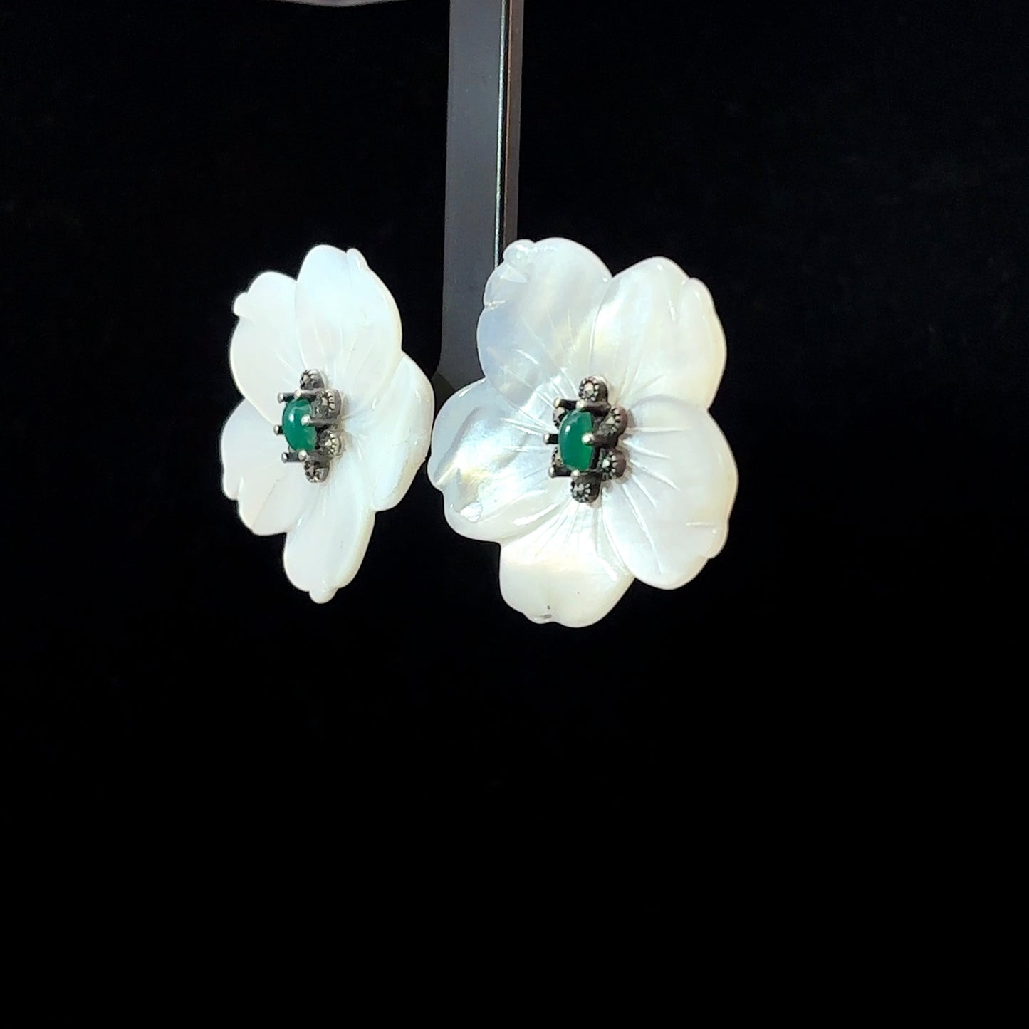 Sterling Silver Earrings with Mother Of Pearl Flowered Design