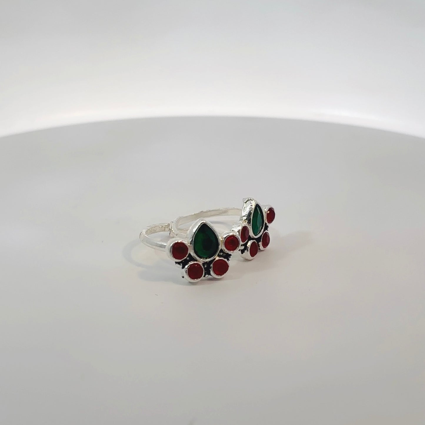 Silver Oxidised Toe Ring with Multicoloured Stone